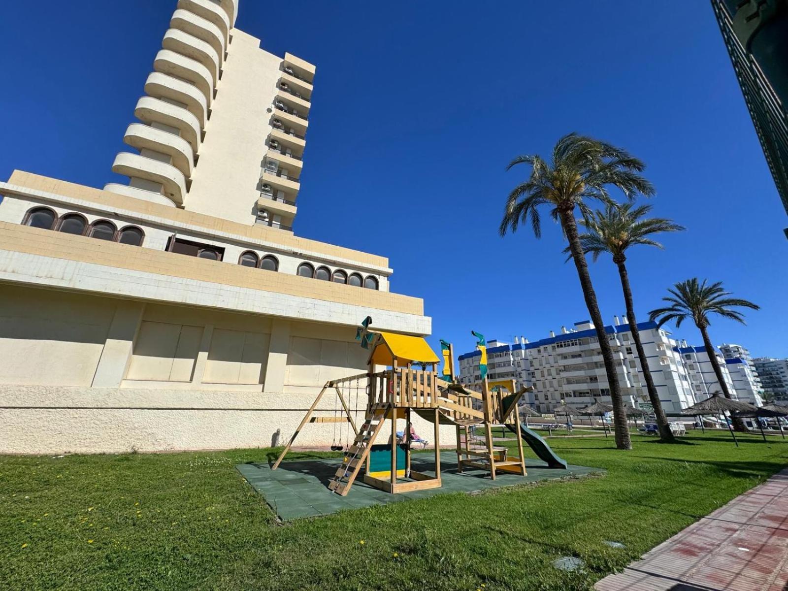 Aloha Playa Studio Sea Views Benalmádena Exteriör bild